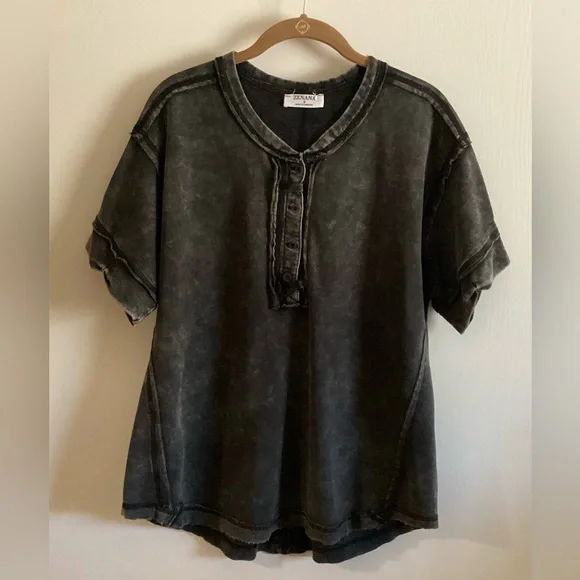 New—Zenana Black Mineral Wash Short Sleeve Top - Picture 2 of 4
